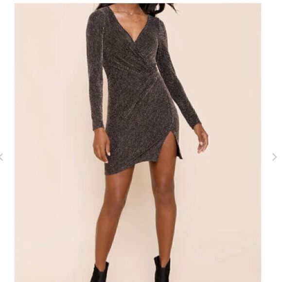 Francesca’s Glitter Mi Ami Knot Waist Long Sleeve Dress, Medium. Black Silver - Picture 1 of 12